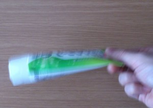 歯磨き粉を使い切る方法
