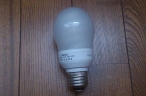 電球型蛍光灯